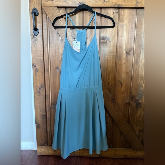 NWT Halara Womens Play It My Way T-Back Dress Stretch Sz LG Athleisure Sea Foam - Picture 4 of 8